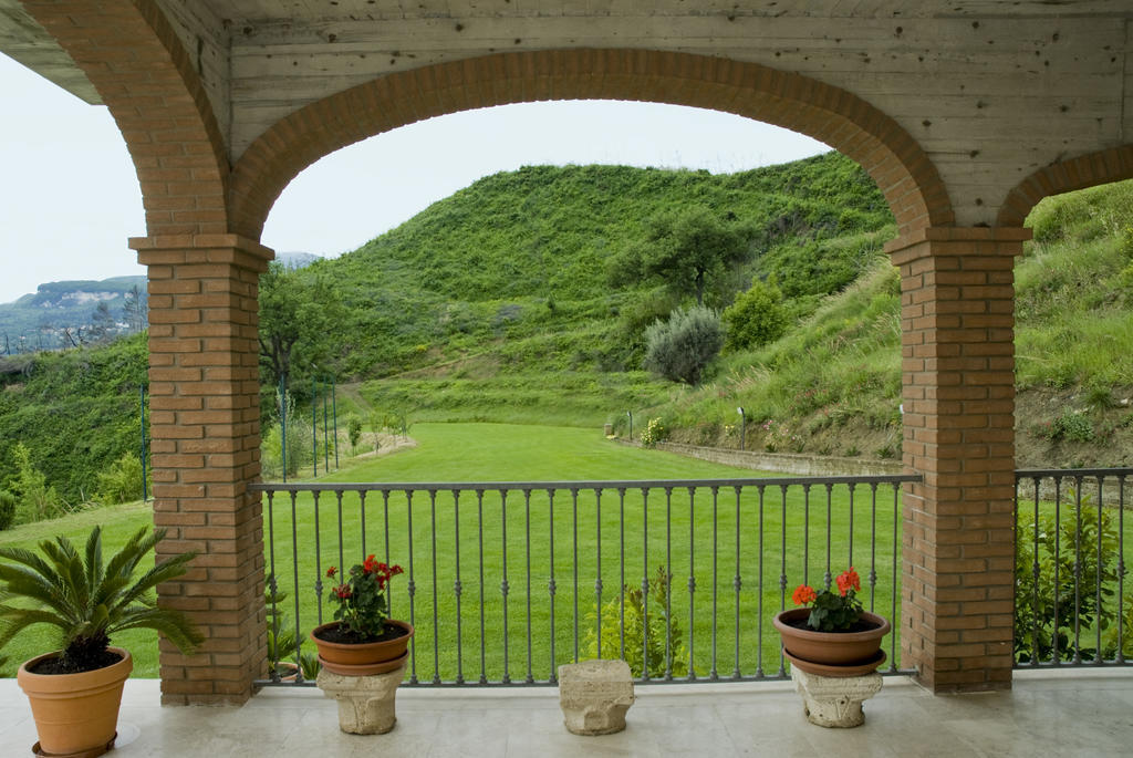 Gasthaus Mimi E Coco Country House Ascoli Piceno Exterior foto